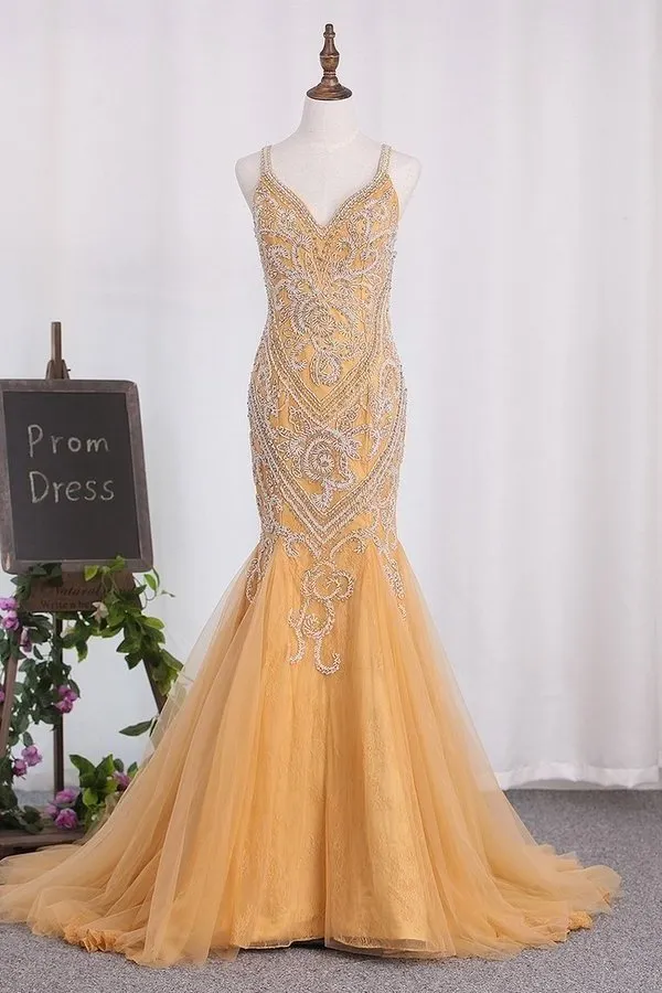 2024 Sexy Open Back Mermaid Tulle Prom Dresses Spaghetti P4HEJ563