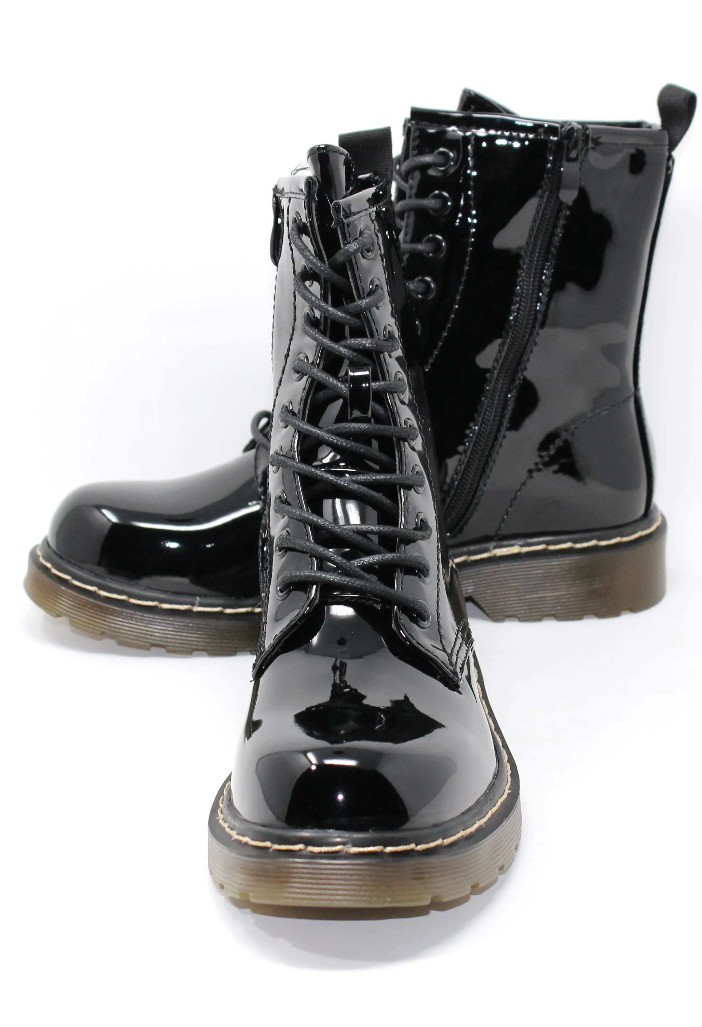 9 EYE  LACED PATENT BOOT