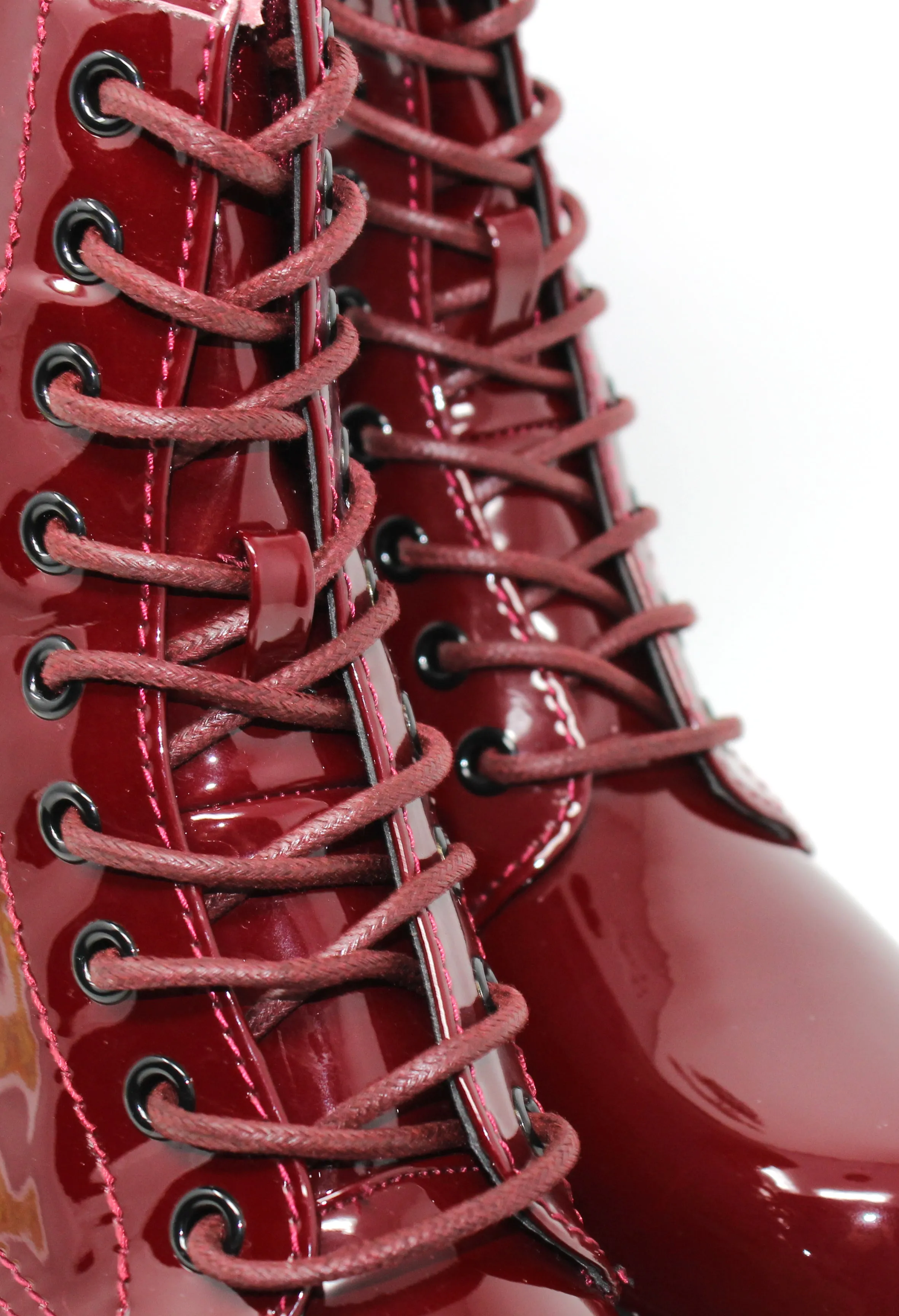 9 EYE  LACED PATENT BOOT