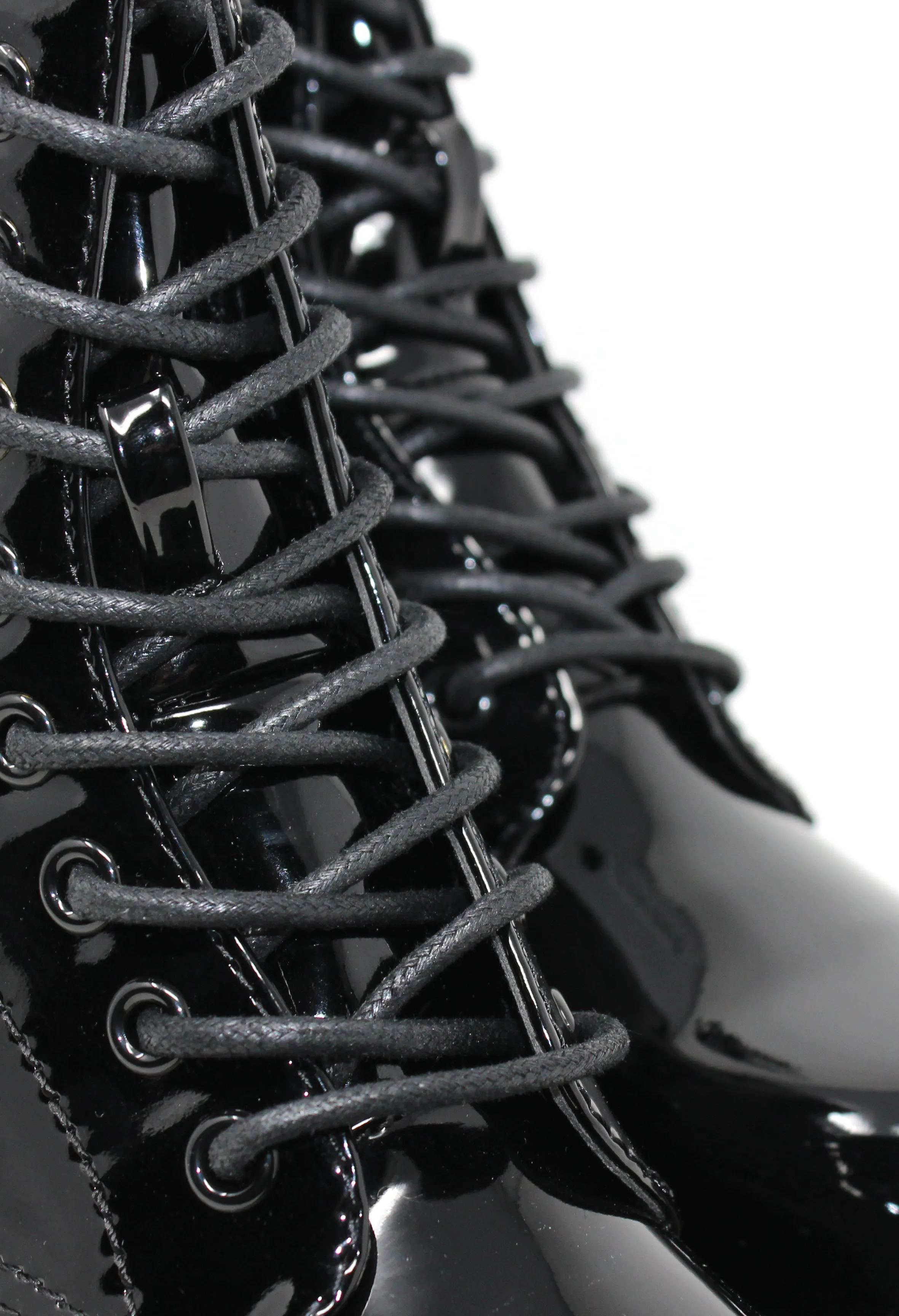 9 EYE  LACED PATENT BOOT