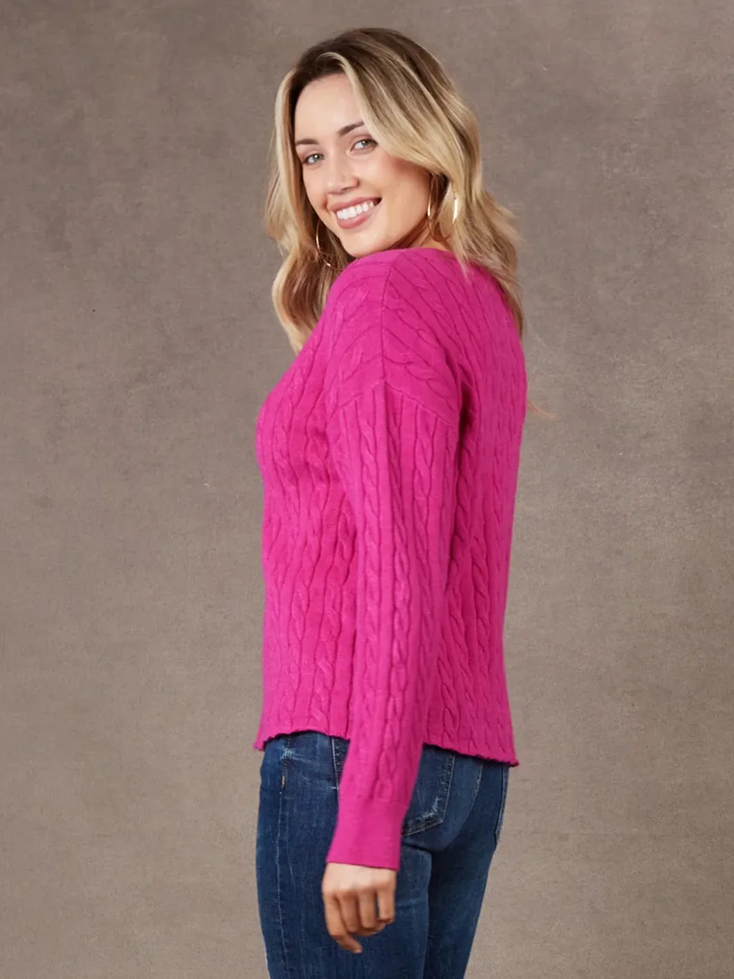 Alawa Cable Knit