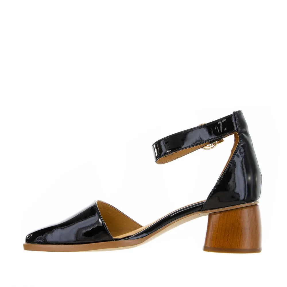 BRESLEY PLISSE BLACK PATENT