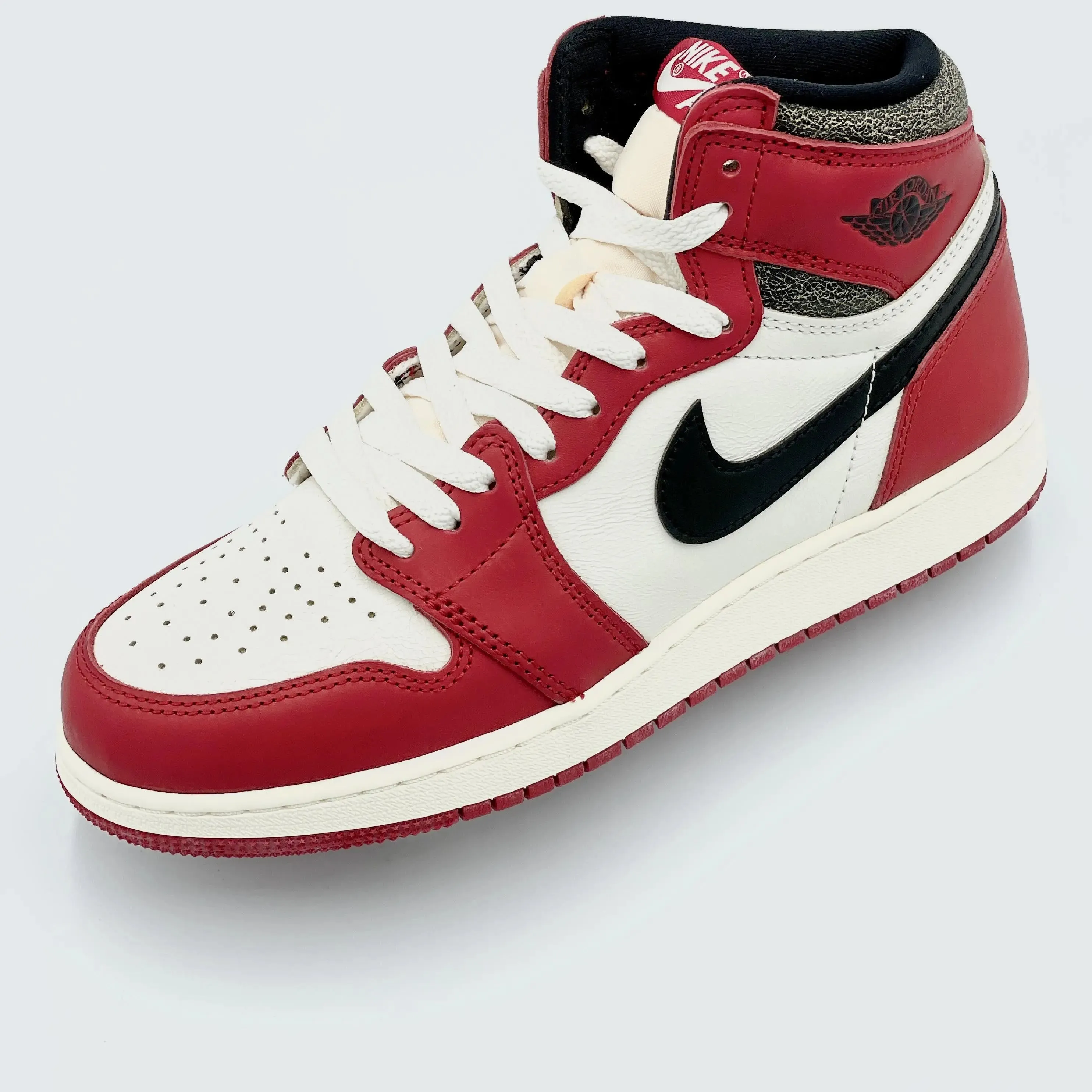 Jordan 1 Retro High OG Chicago Lost and Found