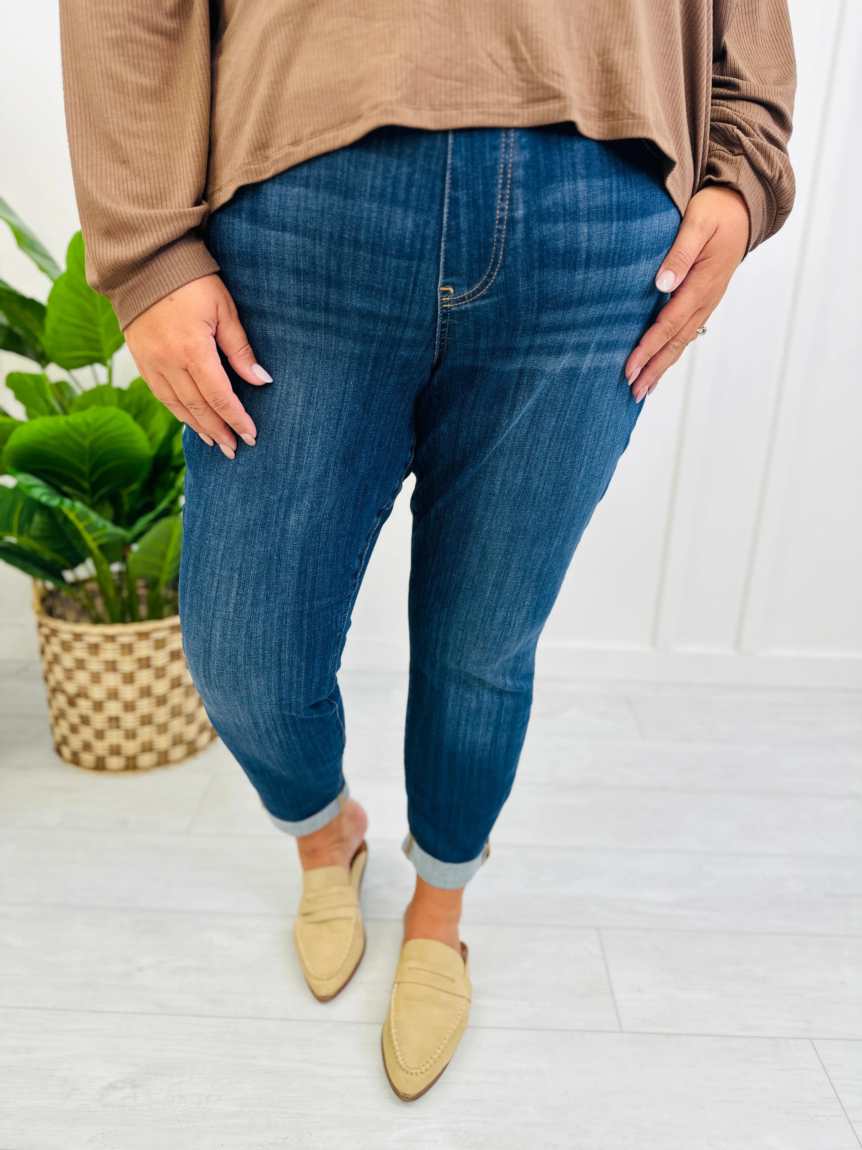 Judy Blue REG/CURVY Pulling Me Back Double Cuff Slim Fit Jeans