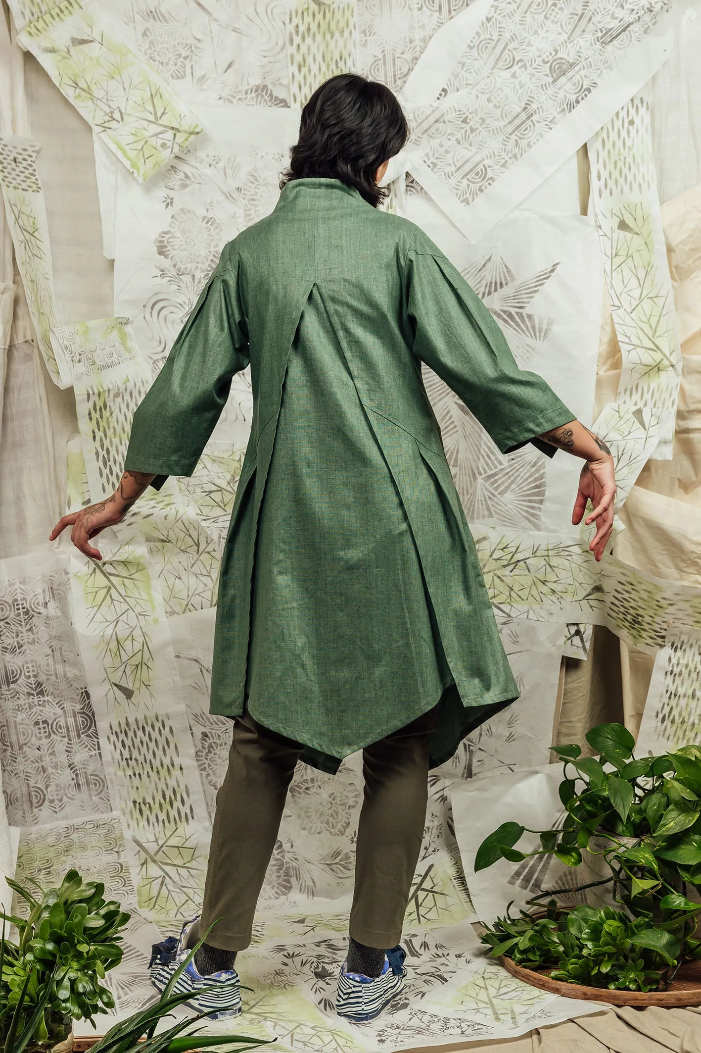 SL24 TAO LONG SHIRT - CELADON